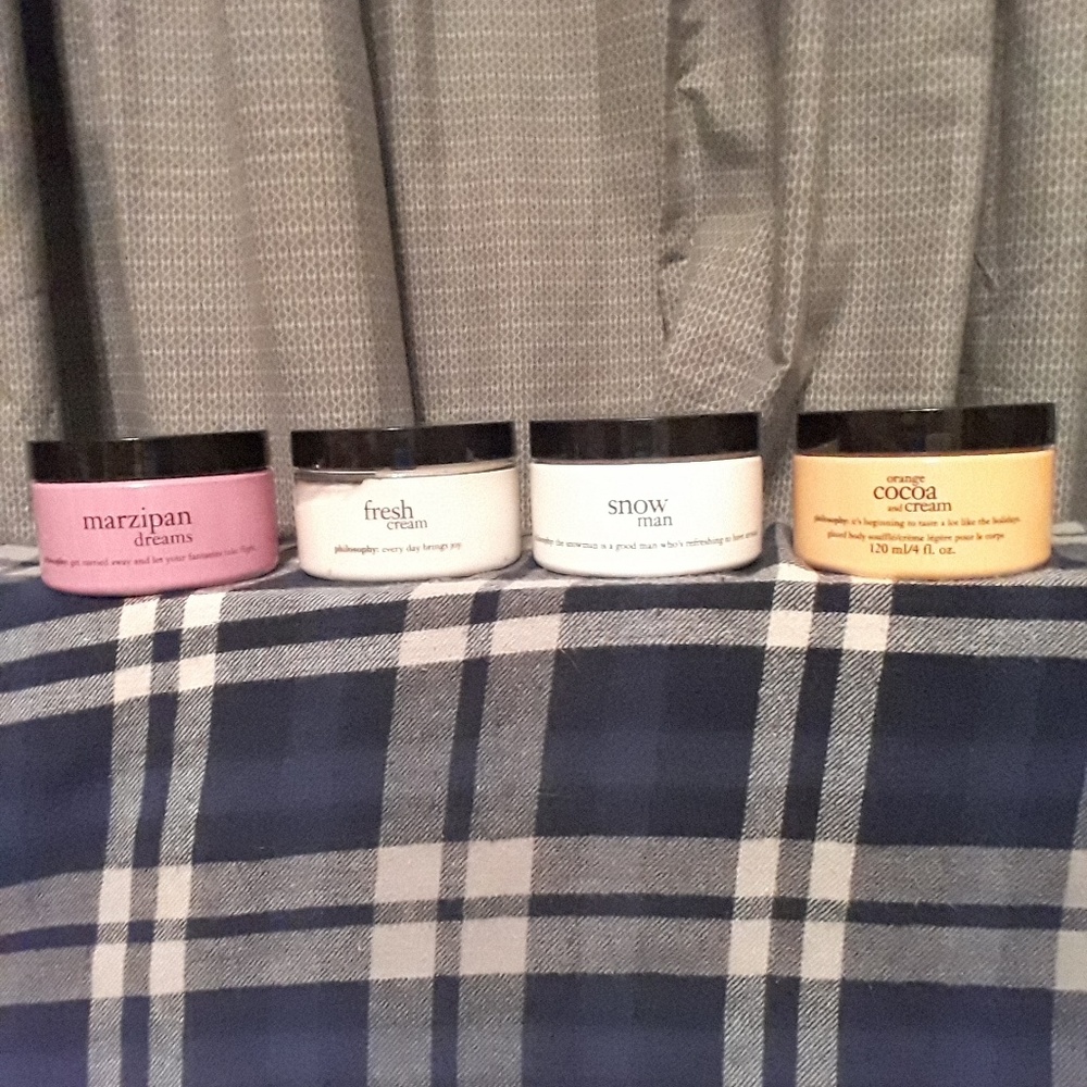 BRAND NEW Philosophy "body soufflé"